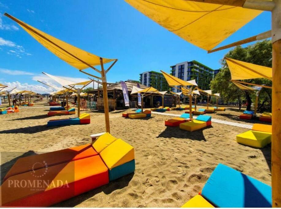 Alezzy Beach Apartament Prima Linie La Mare Năvodari Exterior foto